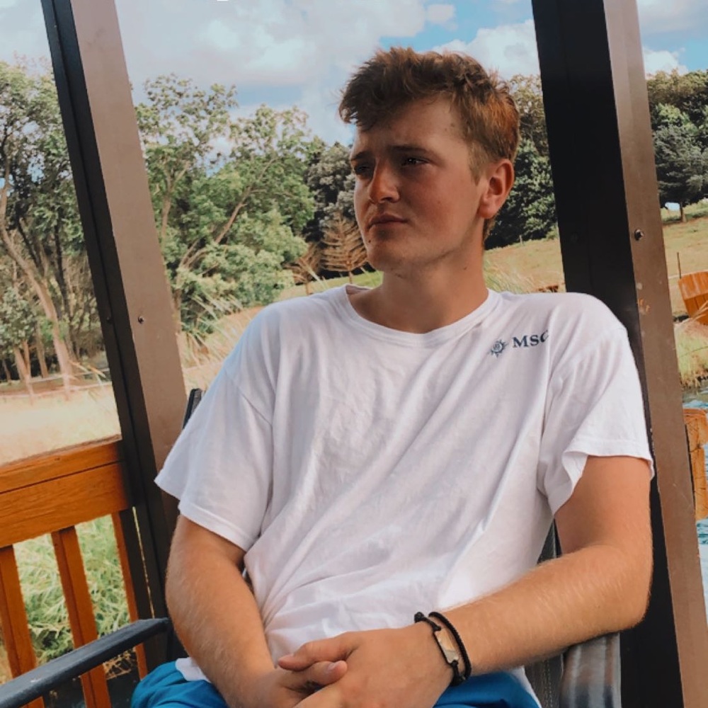 Meet your Posher, Cole